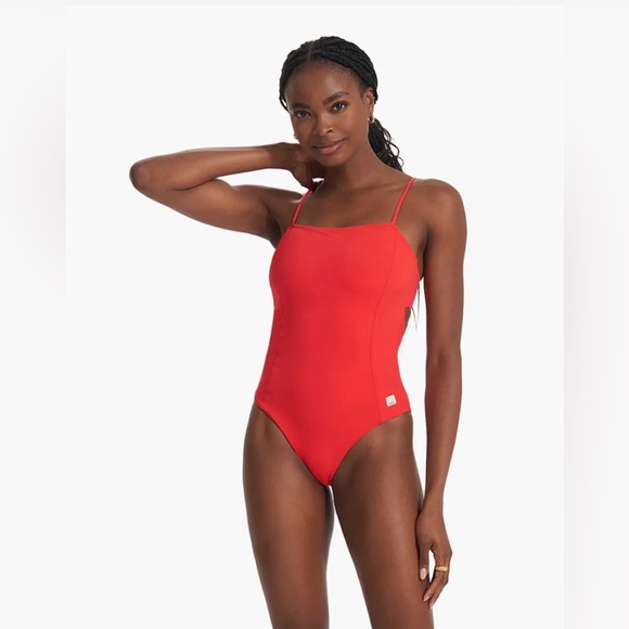BNWT Vuori Dune one piece in Vermillion - small - Picture 3 of 9